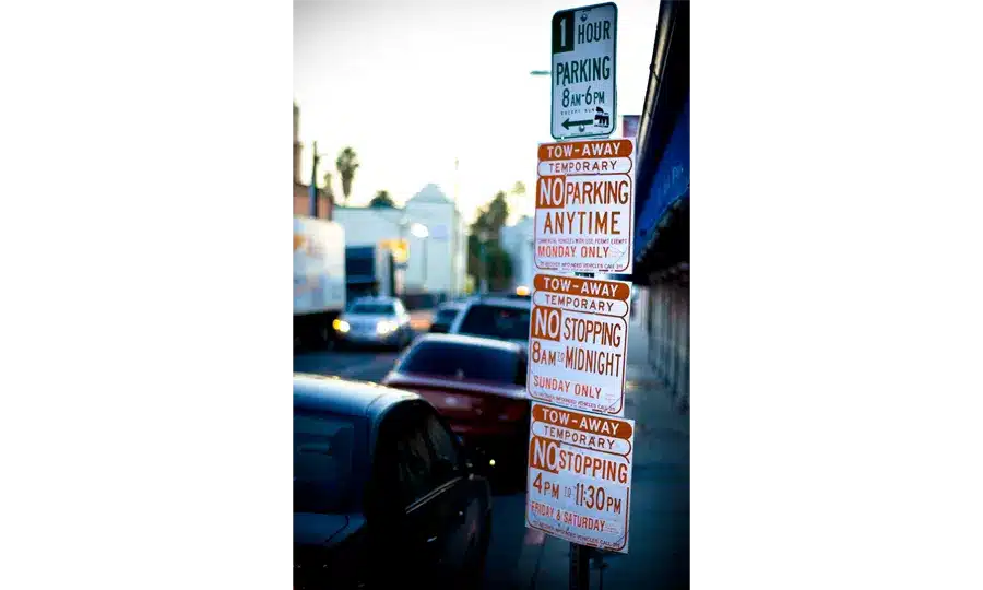 LOS ANGELES PARKING SIGNS LOS ANGELES PARKING SIGNS